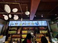 The Summer Palace Pastry Shop: Where History Meets Culinary Delights