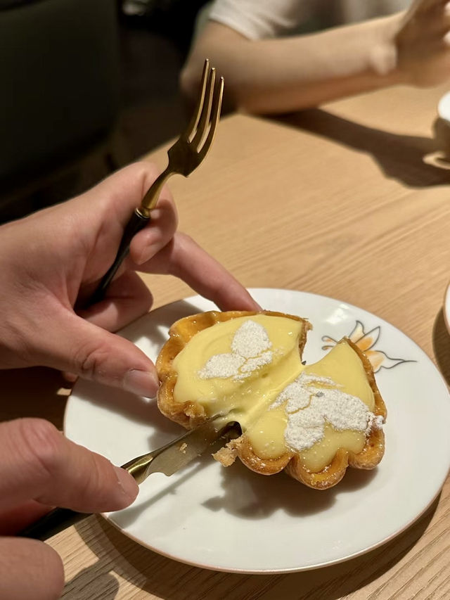 Guangzhou Must-Try Egg Tarts: Pastry with a View! Guangzhou Must-Try Egg Tarts: Pastry with a View!