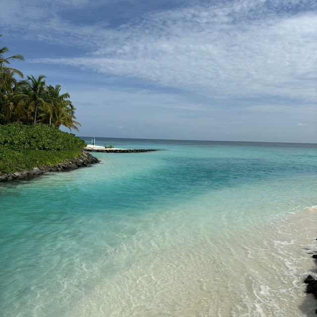 Saii Lagoon Maldives – Vibrant Island Living in the Emboodhoo Lagoon