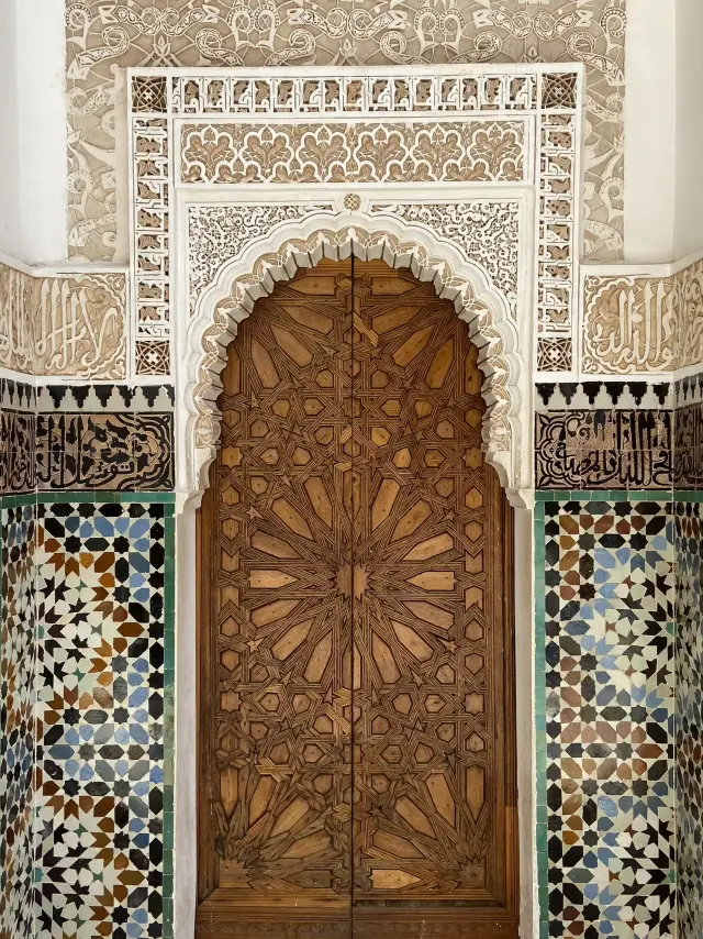 入口藝術：摩洛哥精緻的門設計