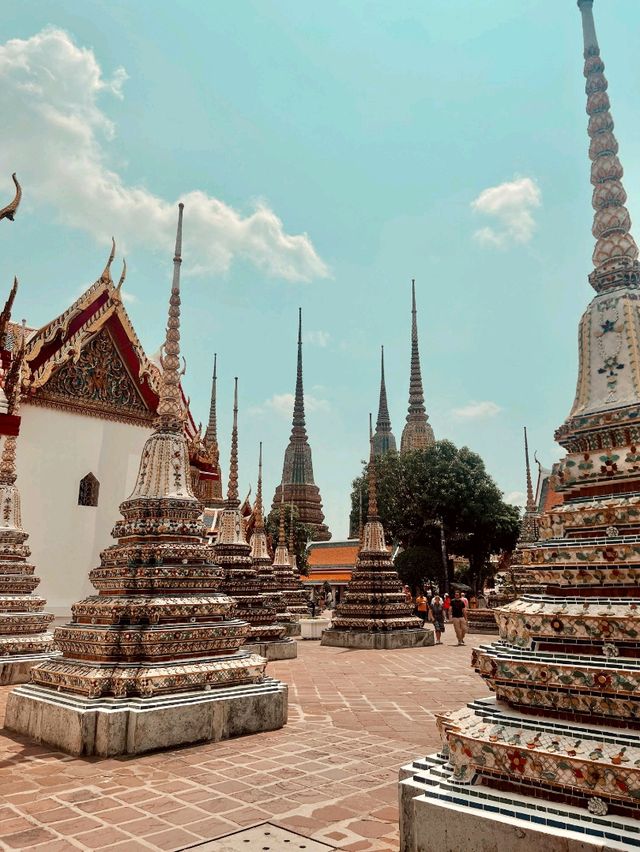 HOLIDAY IN BANGKOK