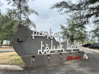 龍運直落利帕海灘 (Teluk Lipat Beach) – 登嘉樓州東海岸的隱藏寶石