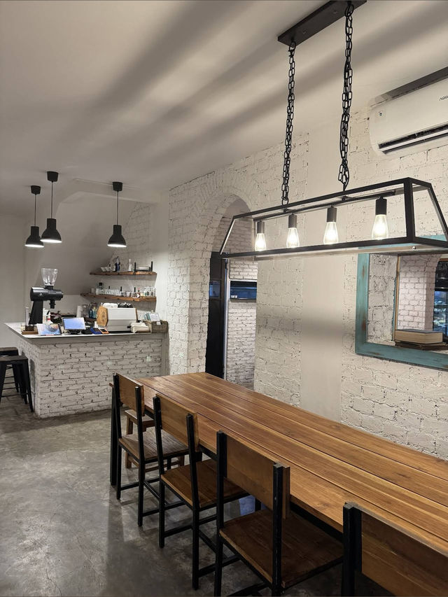 Anchor Cafe & Roastery, Southern Comfort with a Specialty Brew