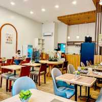 Sincere, Culinary Oasis for Plant-Based Delights