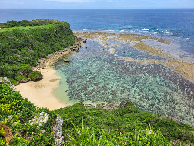 徜徉海景環繞的沖繩『Kafu Banta（果報バンタ』