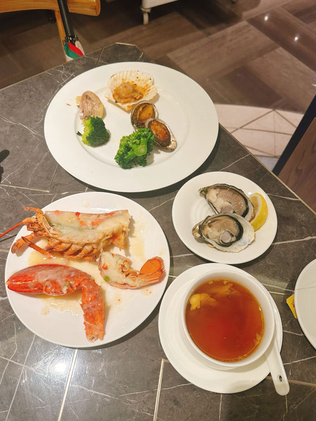 生蠔龍蝦自助餐食到飽  