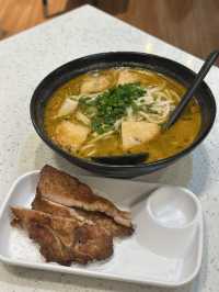 朗屏足料米線