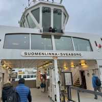 🇫🇮ヘルシンキの海中宝島、歴史と冒険の楽園！ 🏰✨