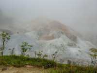 來北海道的登別看火山口