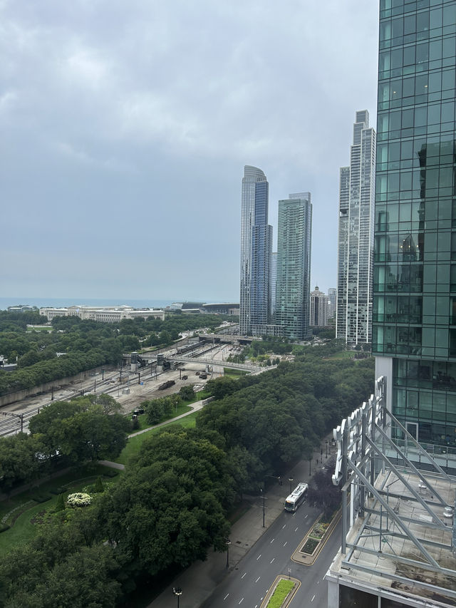 【シカゴ】歴史を感じる名門ホテル！ヒルトン・シカゴ宿泊レビュー