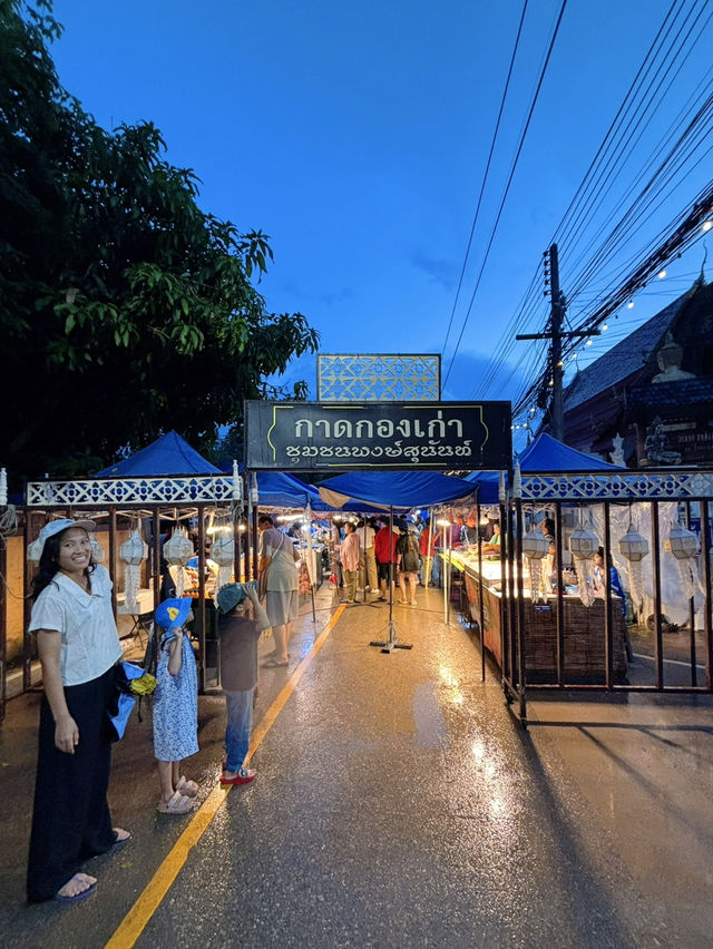 กาดกองเก่า ถนนคนเดินสุดฮิต ทุกวันเสาร์ ที่แพร่