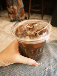 คาเฟ่สไตล์โฮมมี่ย่านบางแสน Mouthfill Home Coffee
