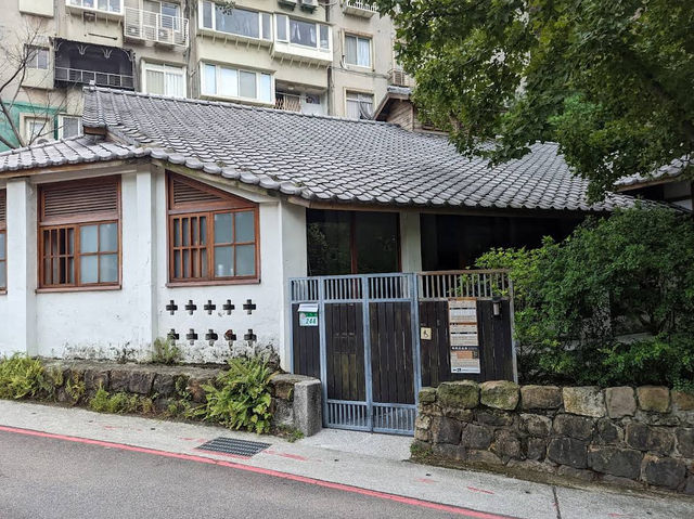 ♨️🌸 Steaming Stories at Beitou Hot Spring Museum 🏛️💦