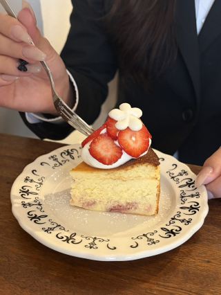 [Fukuoka Cafe] Delicious Sweets at a Coffee Shop.
