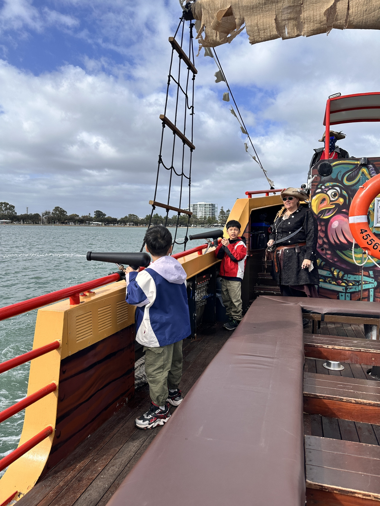 Ahoy, Mandurah Pirate Cruise Adventure! 🏴☠️🌊🐬  
Set sail on Mandurah Cruises for a fun-packed family day out—kids love the pirate-themed antics, while the chance to spot wild dolphins adds surprise magic to your journey!  

🛳️ Recommended Route:  
Board at Mandurah Cruises (73 Mandurah Terrace) and embark on a pirate adventure through the scenic waterways. Weekend departures often have extra kid-friendly activities, so time your visit for Saturday or Sunday if possible.  

🎉 Must-Do Experiences:  
Kids get to play dress-up, search for hidden treasure onboard, and take part in pirate games. Keep your cameras ready—dolphins frequently pop up nearby, especially around the marina and Peel Inlet! If you witness a dolphin pod, the excitement on kids' faces is priceless.  

📸 Top Photo Spots:  
Snap the playful pirate crew at the bow against Mandurah’s sparkling water, and don't miss capturing dolphins surfacing alongside the boat. Early morning cruises often offer beautiful lighting for those action shots!  

🕘 Practical Tips:  
Monday–Friday: 09:00–16:00; weekends: 09:30–15:00. Arrive 15 minutes before departure to snag good seats (especially on busy weekends). Bring hats, sunscreen, water, and a light jacket—a cool breeze is common even in summer.  

⚠️ Precautions:  
If you're traveling with toddlers, keep an eye on little pirates near the railings. The deck can get slippery, so closed-toe shoes are recommended. Dolphin sightings aren’t guaranteed, but they're surprisingly frequent—stay alert!  

#Mandurah #FamilyTravel #PirateCruise #DolphinWatching #WesternAustralia