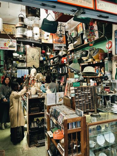 アンティーク　香港コレクション 香港のヴィンテージ感あふれる上環（ションワン）の雑貨店「Select 18