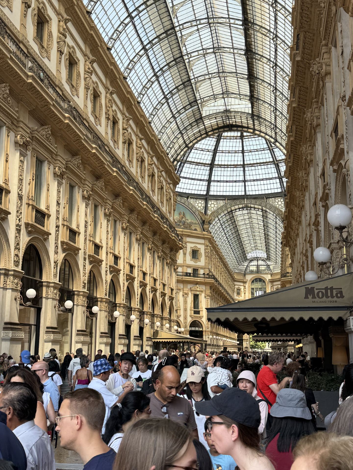 Galleria Vittorio Emanuele II in Milan | Step into Milan's most magnificent urban living room
