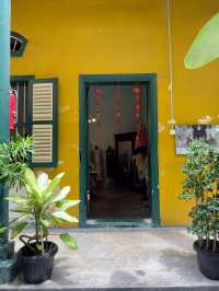 Medan 3-Day Photography Journey: Royal Palace, Street Life, Local Parks, Durian Tasting