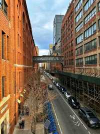 The High Line, New York City – Elevated Evening Stroll Above the Streets
