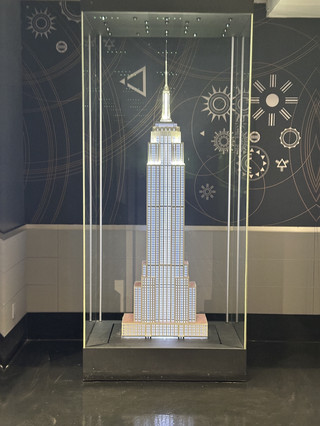 Empire State Building Observatory (Part 1) | Indoor Exhibitions and Photo Spots