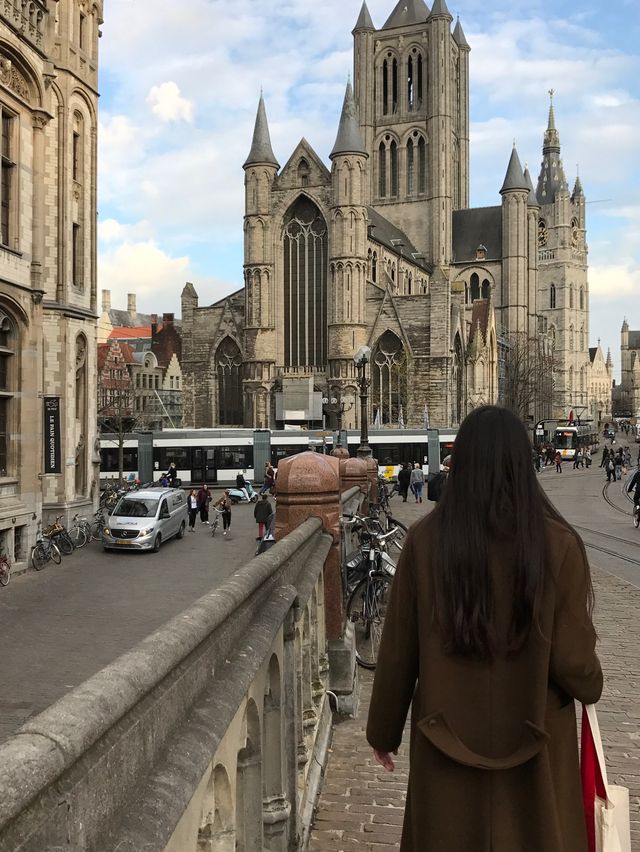 🇧🇪 벨기에 중세도시의 매력과 현대적인 문화가 공존하는 도시