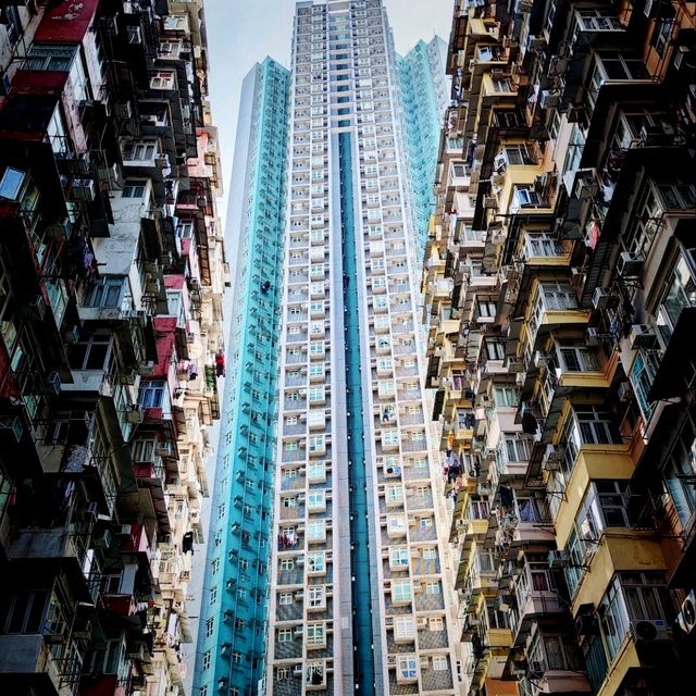 Amazing architecture - Monster Building 