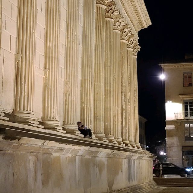 여유롭고 아름답고 따듯한 도시 님(Nimes)