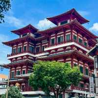Singapore: A Fusion of Future and Tradition