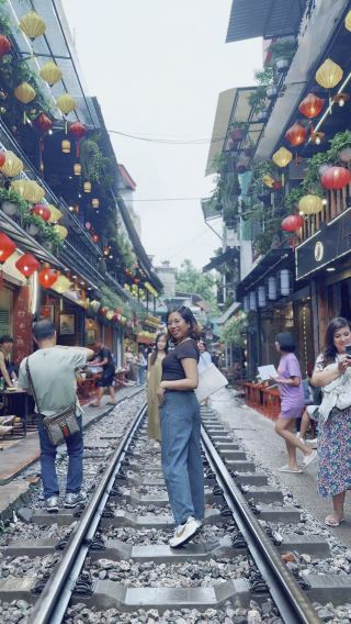 Train Street, Hanoi, Vietnam 🇻🇳