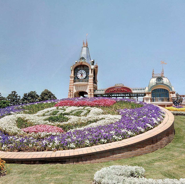 Shanghai Disneyland Park for the Fun and Adventure 