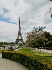 Parisian Whirl: A Weekend of Reverie.