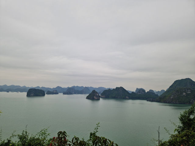 Floating through a dream — Ha Long Bay magic ✨🌊