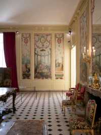 🖼 The Louvre: A Palace of Art, Time, and Wonder 🎨🇫🇷