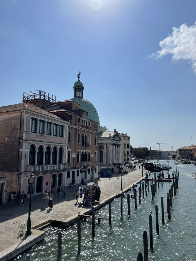 🌊 Venice: A Floating City of Magic 🌊 Venice: A Floating City of Magic