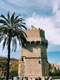 🌊🌴 Weekend Getaway in Valencia: Futuristic City of Arts & Sciences 🏙️✨