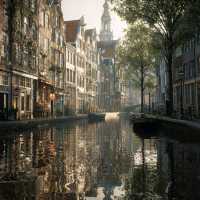 You won't believe these Canal Glow Views 🚤
