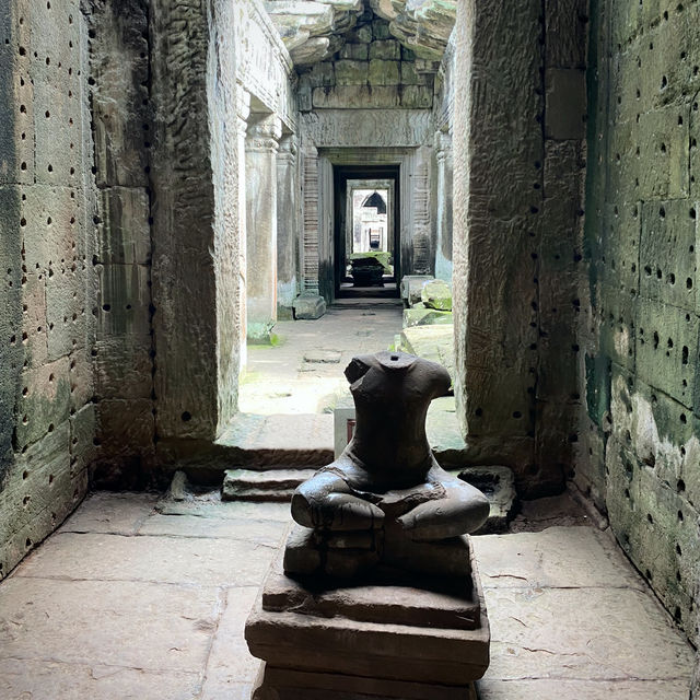 Самостоятельно в поисках сокровищ Ангкора.