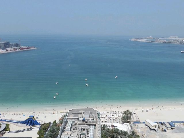 A Beachfront Retreat in Dubai! 🇦🇪