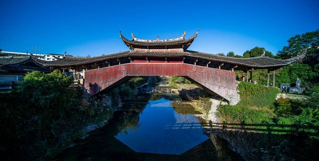 浙江溫州，泰順造型最佳的木拱橋-溪東橋