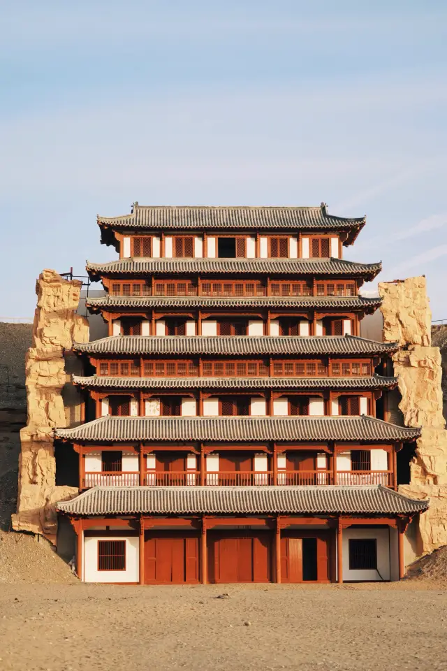 Dunhuang West Line Tour: Dunhuang Silk Road Heritage City