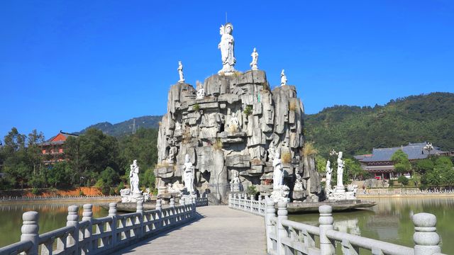 旗山萬佛寺觀音湖