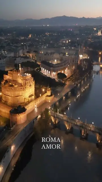 Eternal Elegance: Discover the Breathtaking Beauty of Rome, a City Where History and Splendor Intertwine! 🇮🇹😍✨