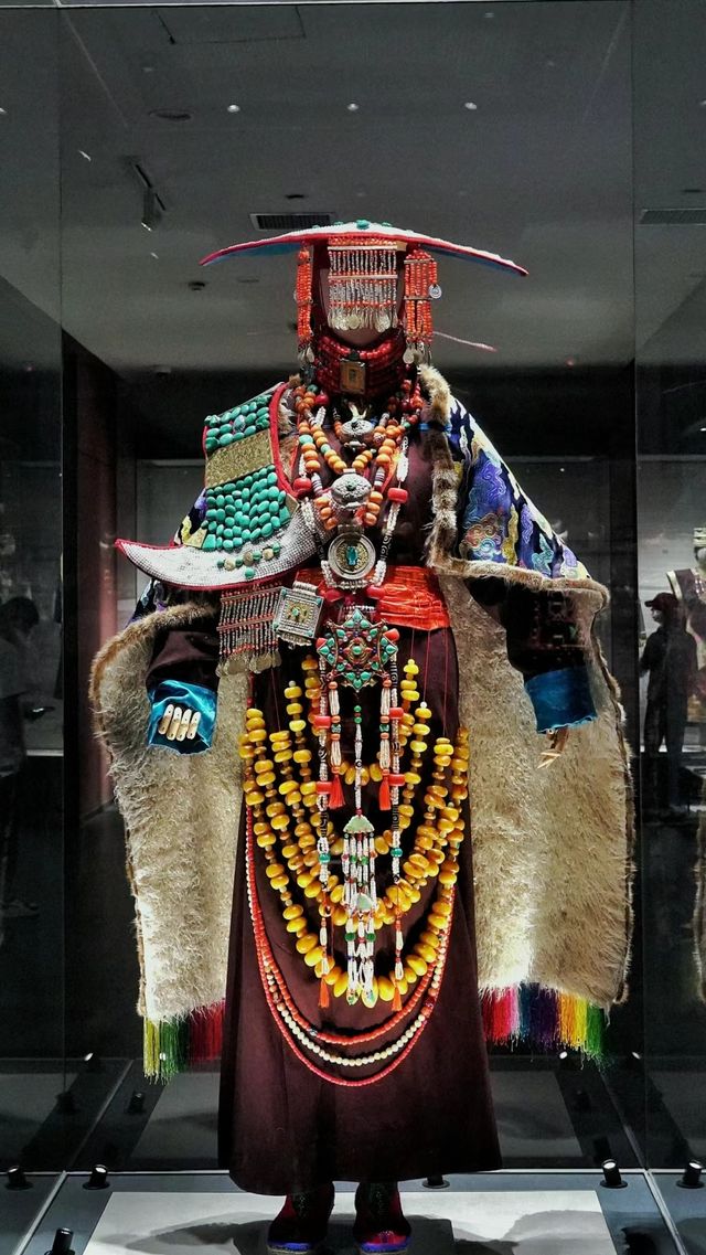 震撼——青海藏文化博物館