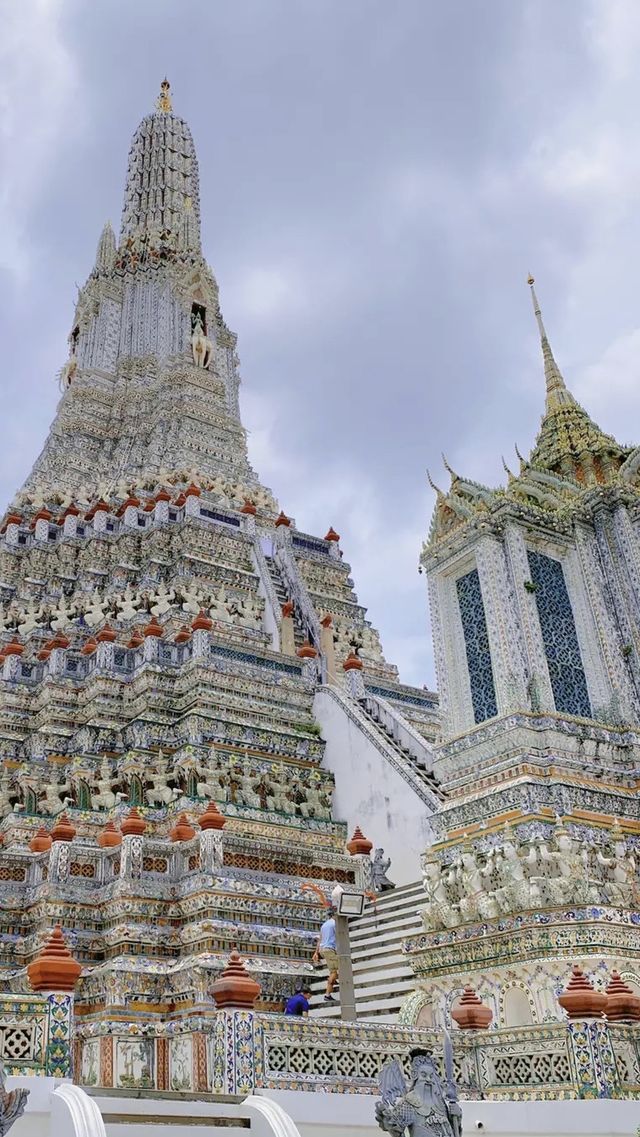 到泰國絕對不能錯過的寺廟~~