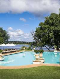 🌍✨ Unwind in Zambia: Top Stay at Victoria Falls! ✨🌍