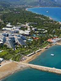 🌟🏨 Luxe Lodgings: Rixos Sungate & The Land of Legends 🌴
