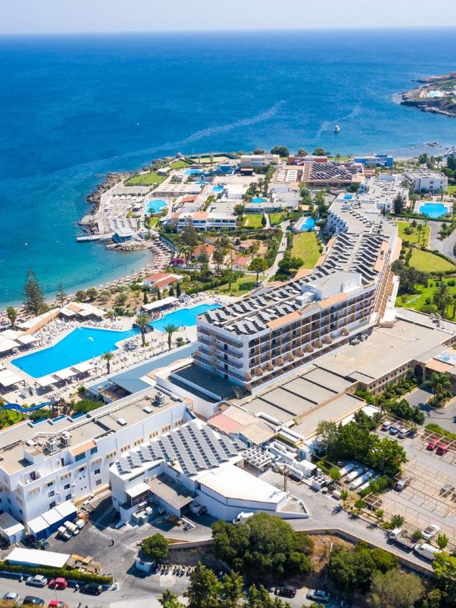 🌟🛏️ Unwind in Style: Rhodes' Amilia Mare Paradise 🏖️