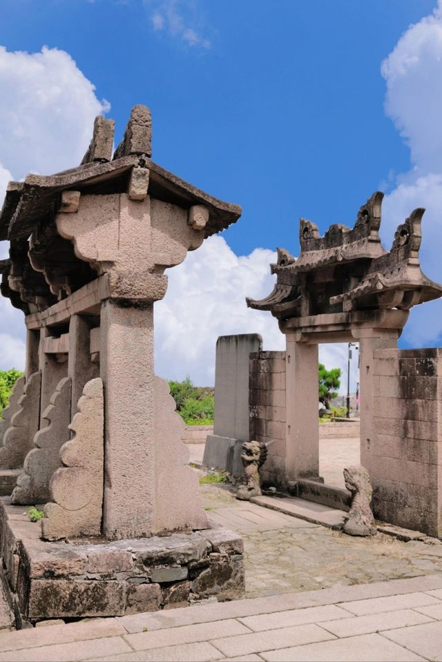 溫州 | 聖井山明代石殿,一場跨越時空的邂逅。 溫州 | 聖井山明代石殿,一場跨越時空的邂逅。