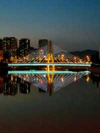 張家口市。
