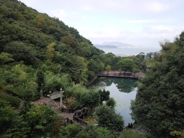 Anqi Peak